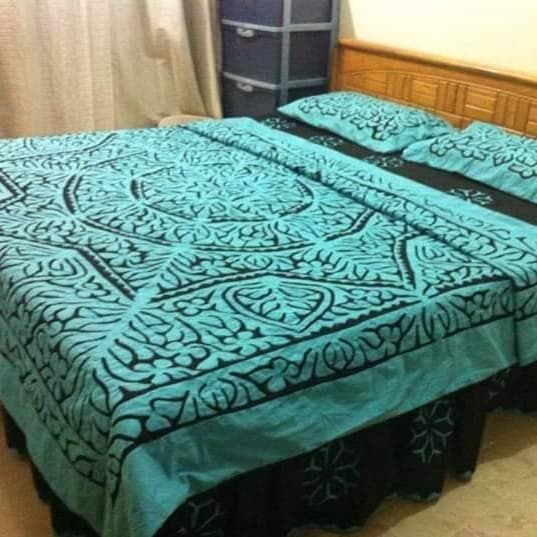 Handmade Applique Bedsheet 037